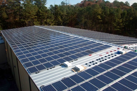 can-you-attach-solar-panels-to-a-metal-roof